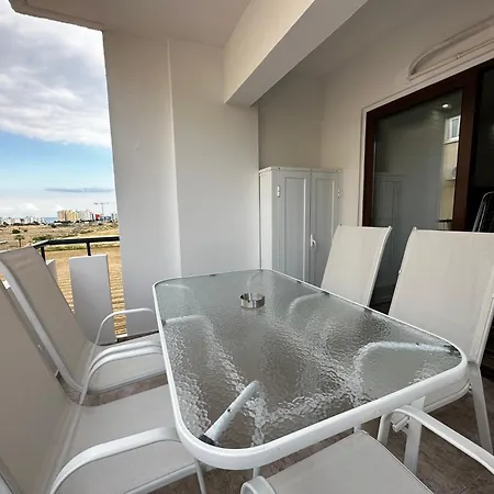 Maestro Sea - View * ラルナカ